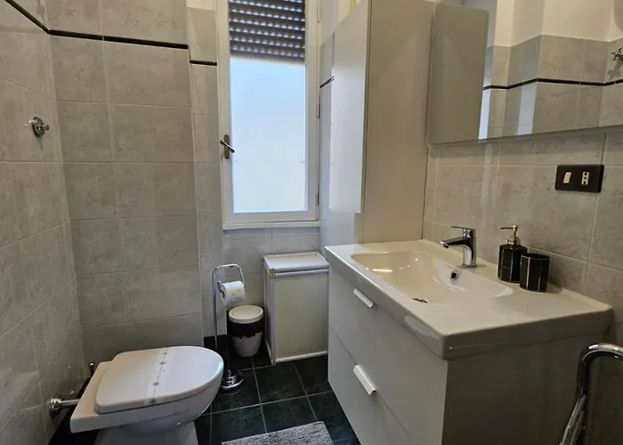 Be Your - Giulio's 아파트 *